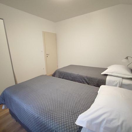 Apartment Soric Trogir Exterior photo